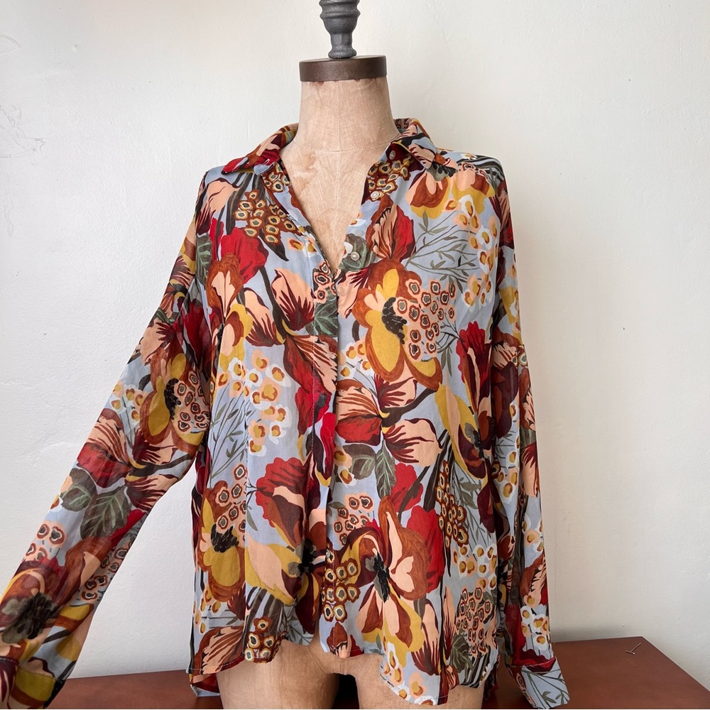 Zara floral print button down blouse